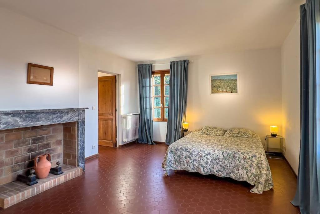 Mas De Charme En Pleine Camargue Villa Saint-Gilles  Dış mekan fotoğraf